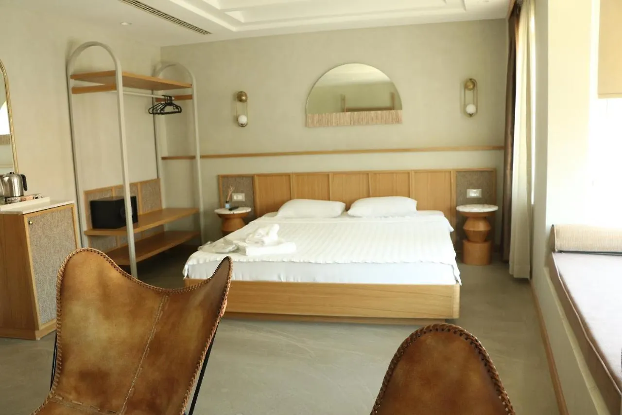 Monk Alaçatı Hotel