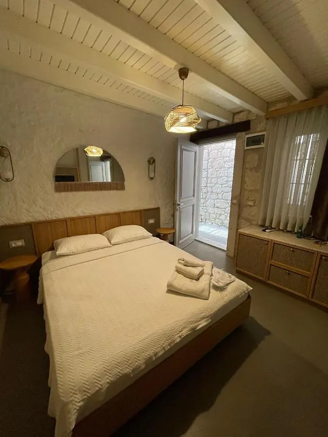 Monk Hotel Alaçatı